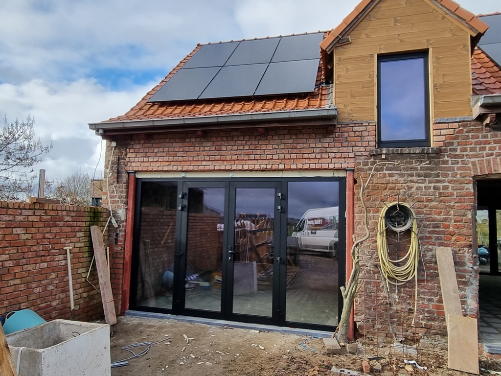 Alu ramen & Bekleding