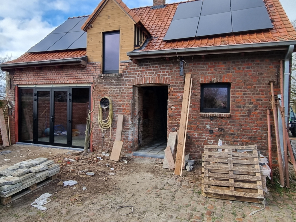 Alu ramen & Bekleding