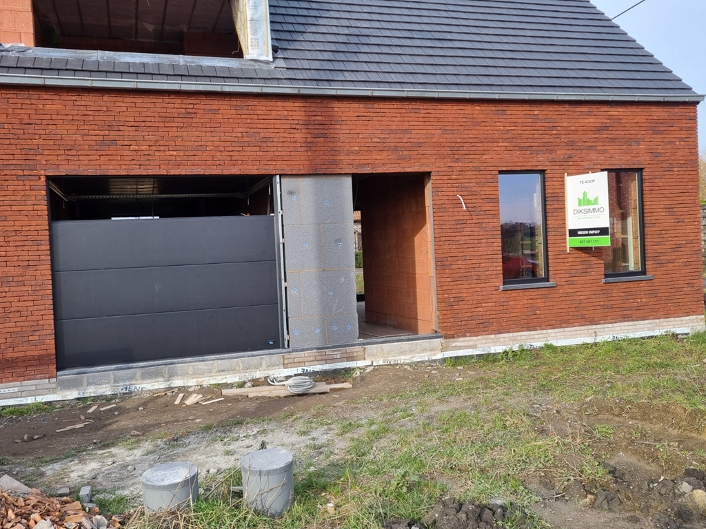 PVC Sectionale poort Madonna